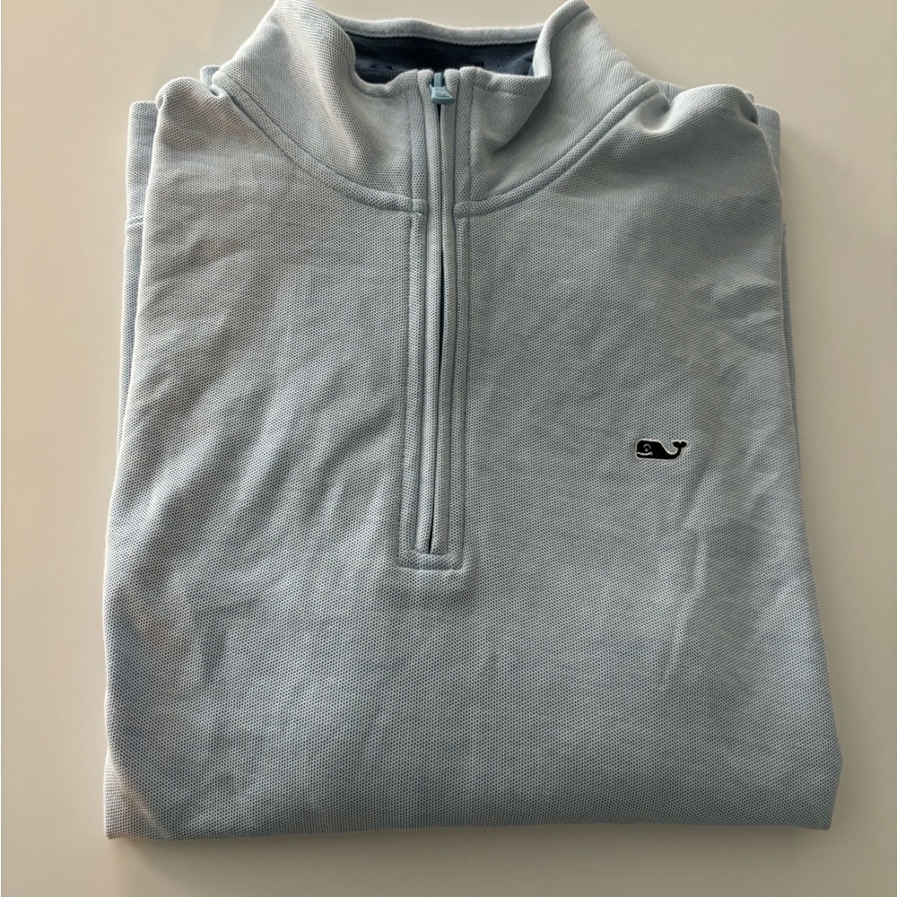 Vineyard Vines light blue men’s medium long sleeve quarter zip